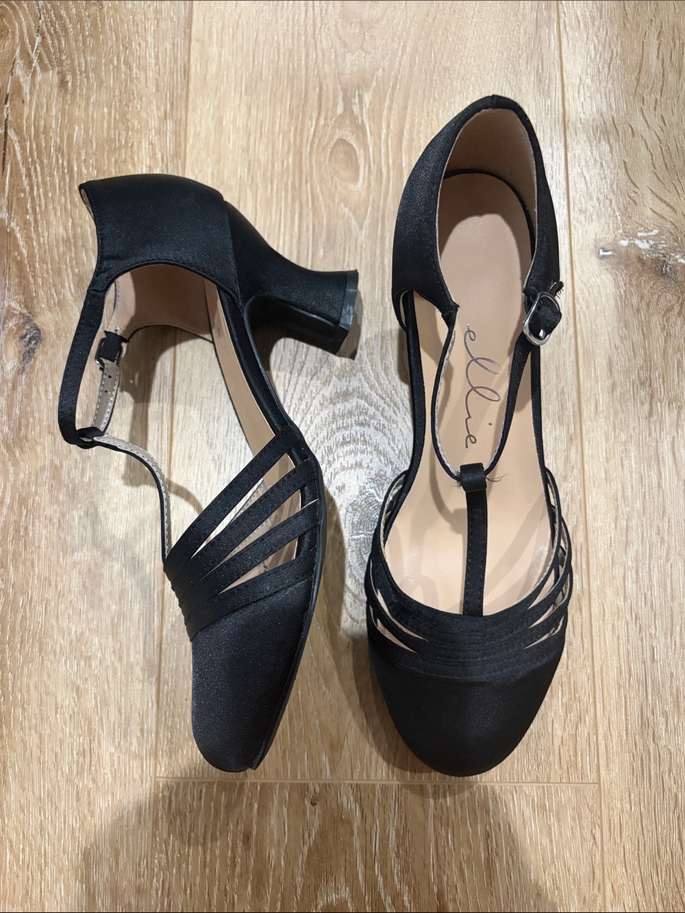 Ellie Black Satin T-Strap Low Heel Sandals, size 8, Dancing 1920s style